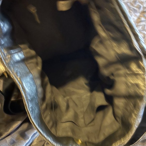 Boho crossbody with Aztec detail on pocket. Brand is t-shirt and jeans - Picture 3 of 5